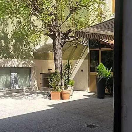 Sansiromilano Beboscar It B&B