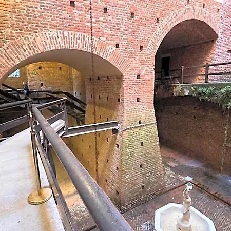 Sansiromilano Beboscar It 4*