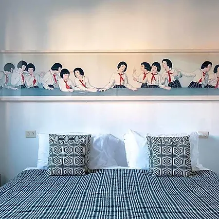3 10 Corso Oda ve Kahvaltı Milano