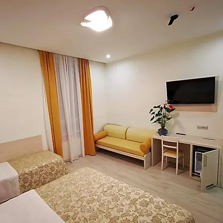 Hotel Csi Group - Metropoli 3*