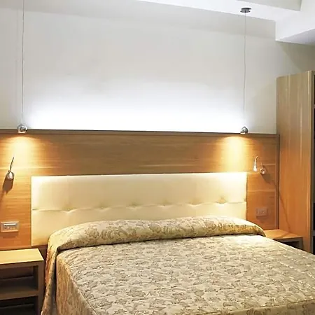 Hotel Csi Group - Metropoli 3*