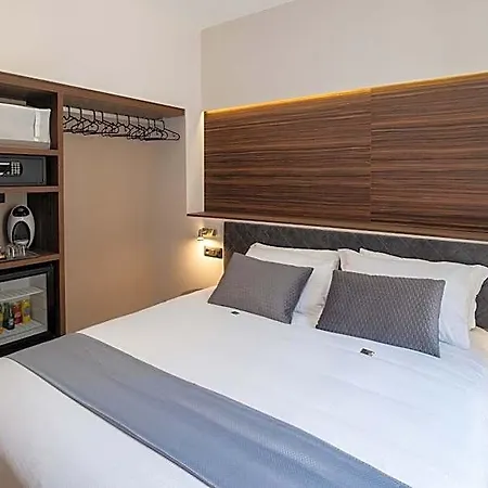 Hotel Ah - Duomo Essence 3*