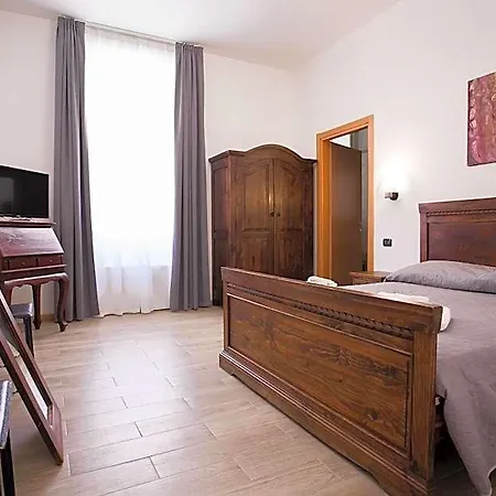 Hotel Amico Certosa *