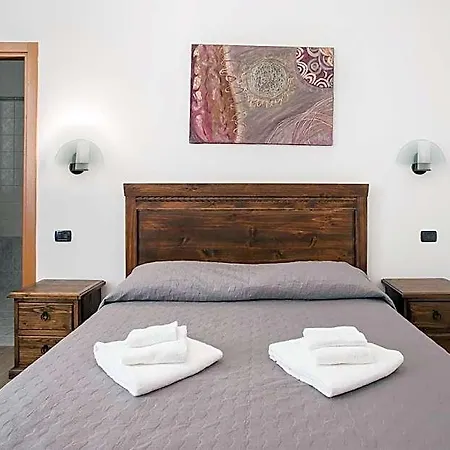 Amico Certosa Hotel Milão