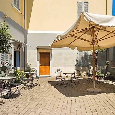 Hotel Amico Certosa *