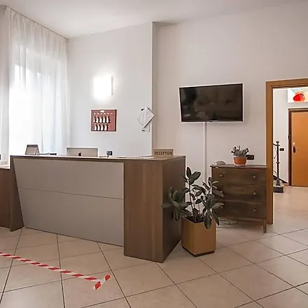 Hotel Amico Certosa *