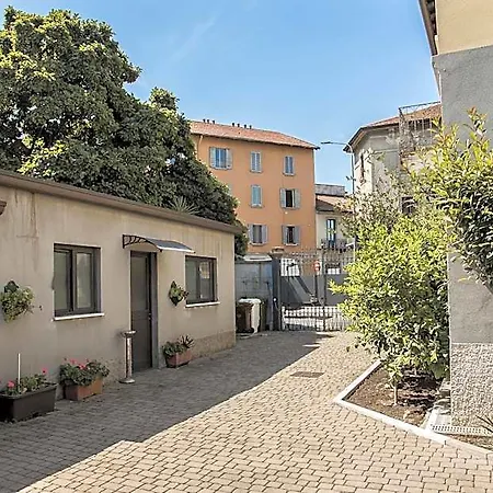 Amico Certosa Hotel Milão