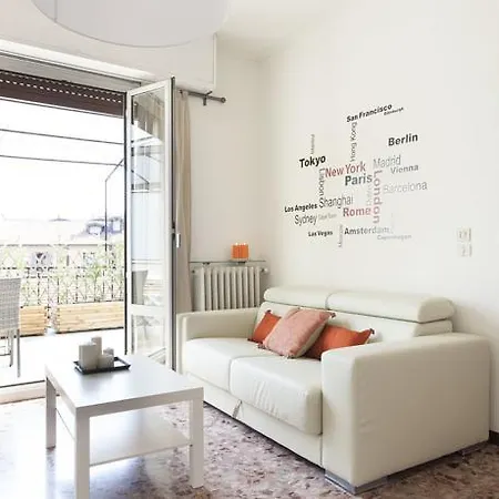 Apartment Hintown Big Terrace Flat Mailand