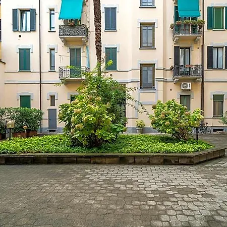 Easylife - - Crema 15 - Porta Romana بيت ريفي ميلان