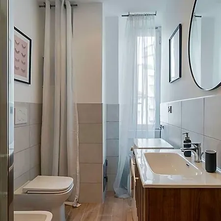Easylife - - Crema 15 - Porta Romana بيت ريفي
