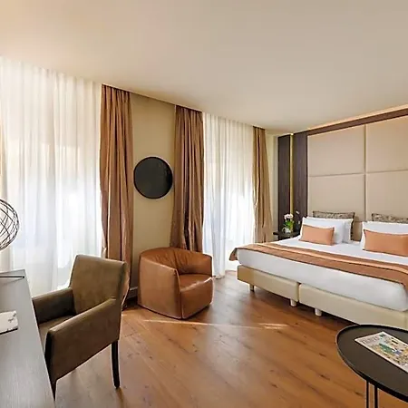 Hotel The Square Duomo - Preferred & 4*