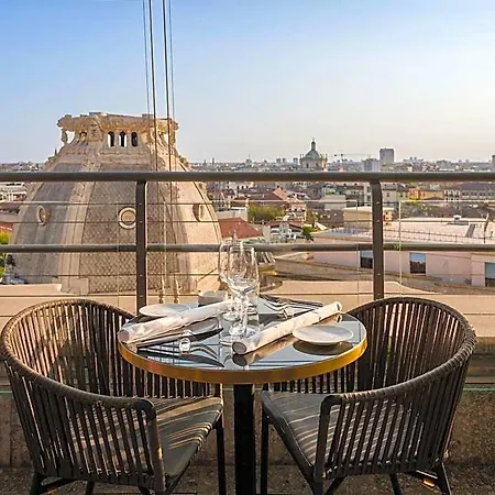 The Square Duomo - Preferred & Hotel Milano