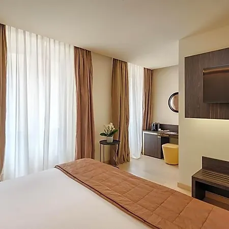 The Square Duomo - Preferred & Hotel 4*