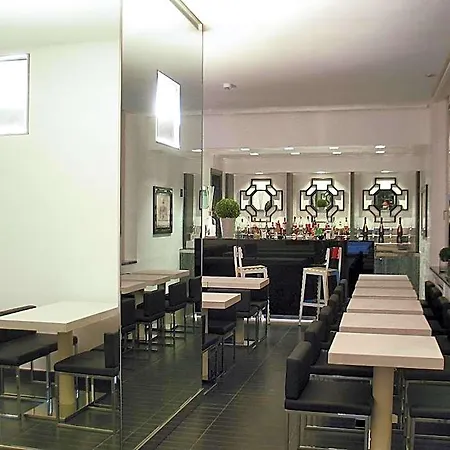 Hotel Lhp Napoleon Milaan
