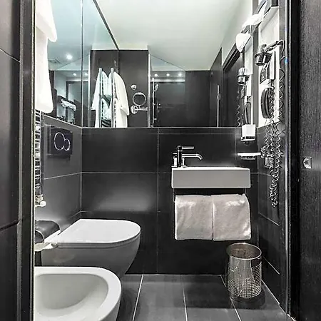 Lhp Napoleon Hotel 4*