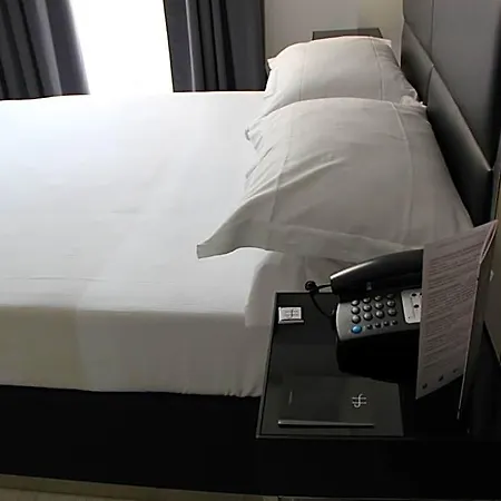 Hotel Lhp Napoleon