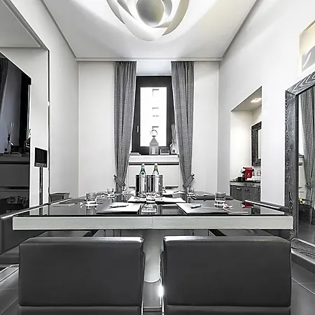Hotel Lhp Napoleon 4*