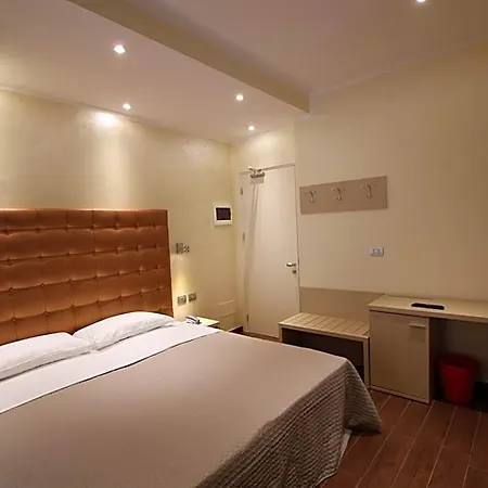 Hotel La Madonnina 3*