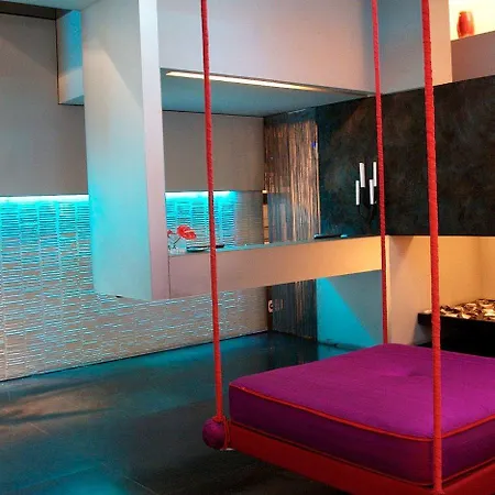 Sina The Gray Hotel