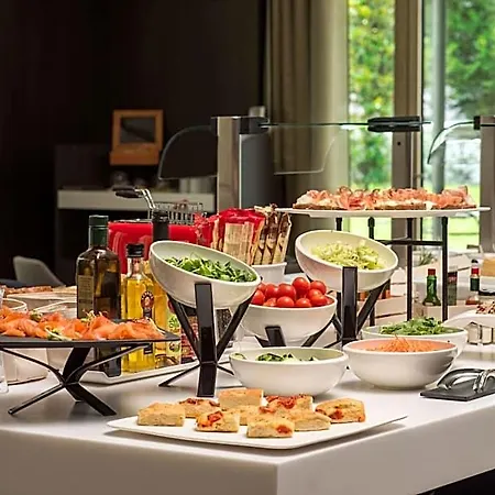 Nh Collection Life Hotel 4*
