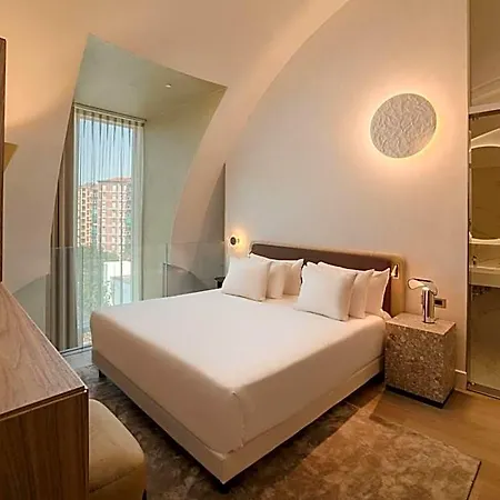 Hotel Nh Collection Life 4*
