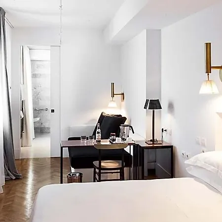 Hotel Senato 4*