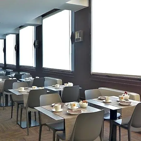 Palazzo Delle Stelline 3* Милан