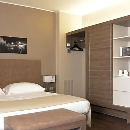 Palazzo Delle Stelline 3* Милан