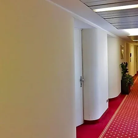 Palazzo Delle Stelline 3* Милан