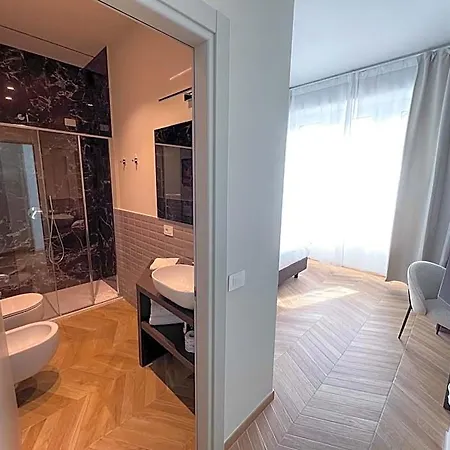 Rossovino Hotel 2*