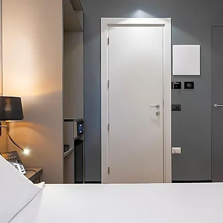 Hotel London 2*