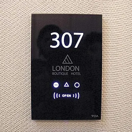 London Hotel 2*
