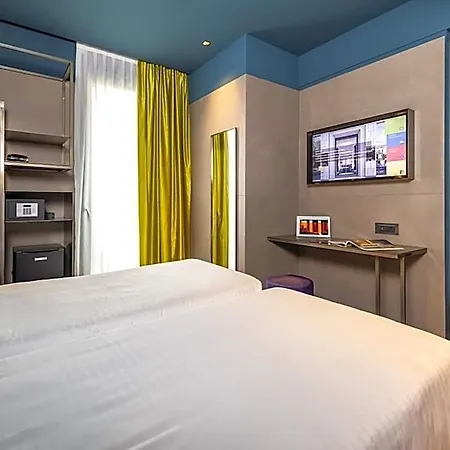 Hd8 Hotel