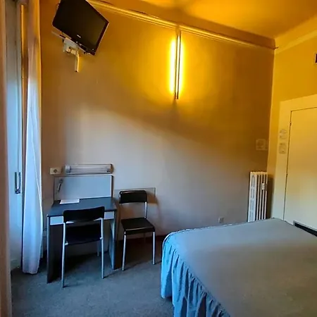 Hotel Ada 2*