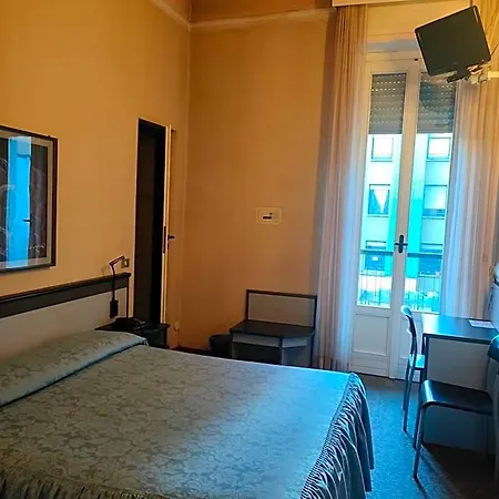 Hotel Ada 2*