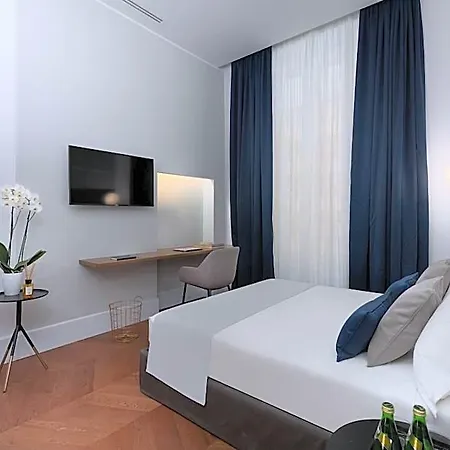 M20 Boutique Hotel 2*