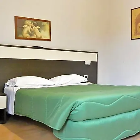 Arno * Milán