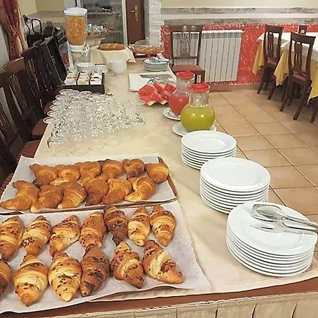 Couette-café Sicilia 3*
