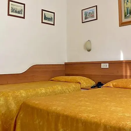 Hotel Mignon *