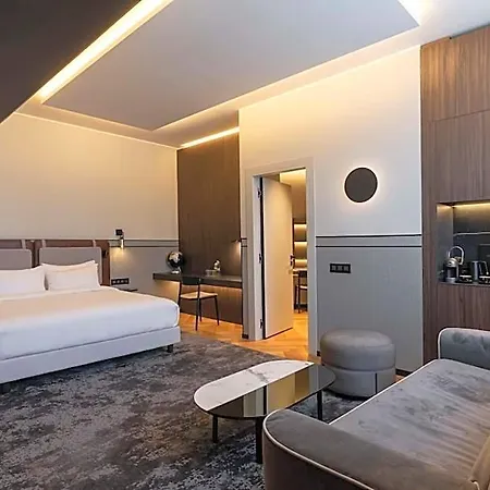 Palazzo Touring Club Milan, A Radisson Collection Hotel