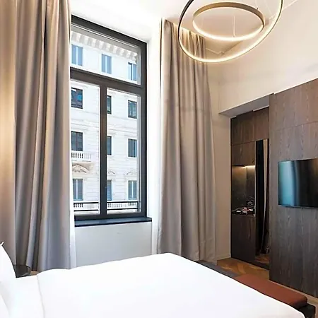 Palazzo Touring Club Milan, A Radisson Collection 5* Milan