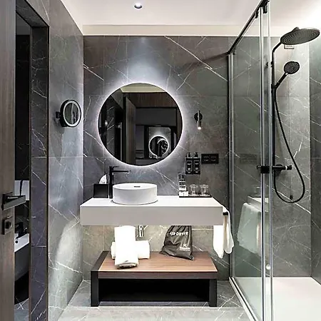 Palazzo Touring Club Milan, A Radisson Collection Hotel 5*