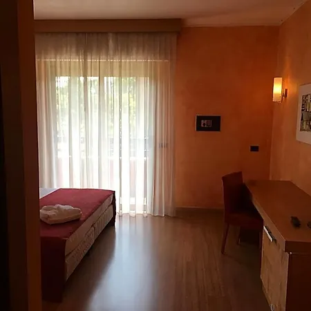 Szálloda Welcome Milánó