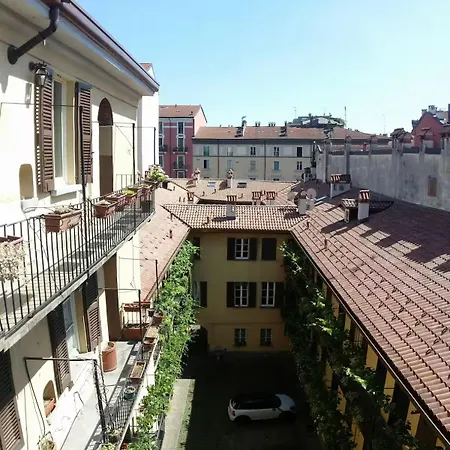 Apartment Antica Corte Navigli-darsena Milan