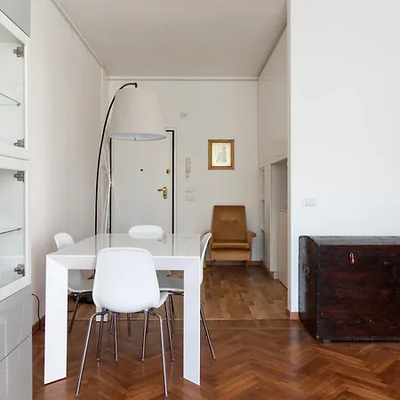 Apartament Youhosty - De Cristoforis12 Bis *