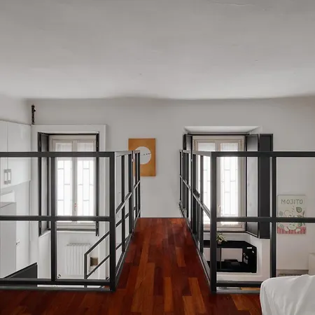 Domusmi Benedetto 32 Milan
