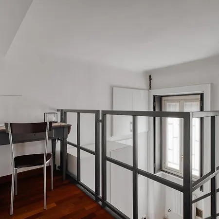 Domusmi Benedetto 32 Milan