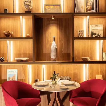 Palazzo Cordusio, A Gran Melia - The Leading Of The World