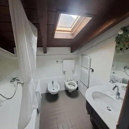 Bilocale Dafne Abbadesse M3-m5 Zara Apartment Milan
