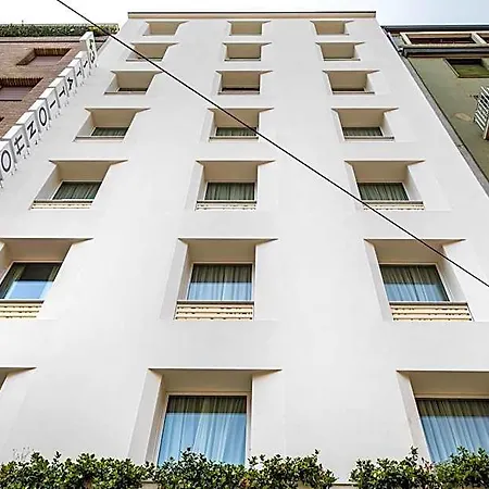 43 Station Hotel 3*